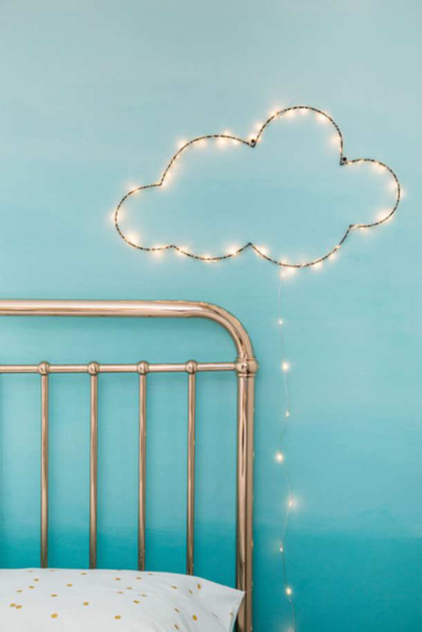 15 Ways To Use Fairy Lights In The Bedroom - picture 6