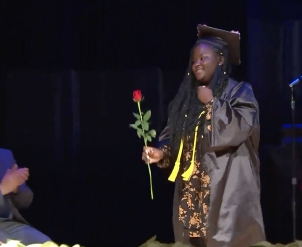 17-year-old girl makes history after she earns a nursing diploma while she’s still in high school - picture 3