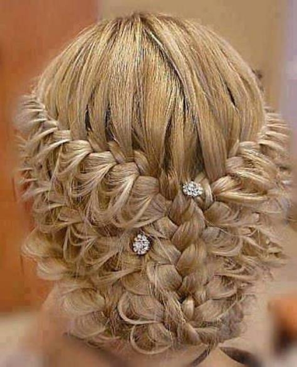 18 Of The Most Stunning Hairstyles Ever Made - picture 17