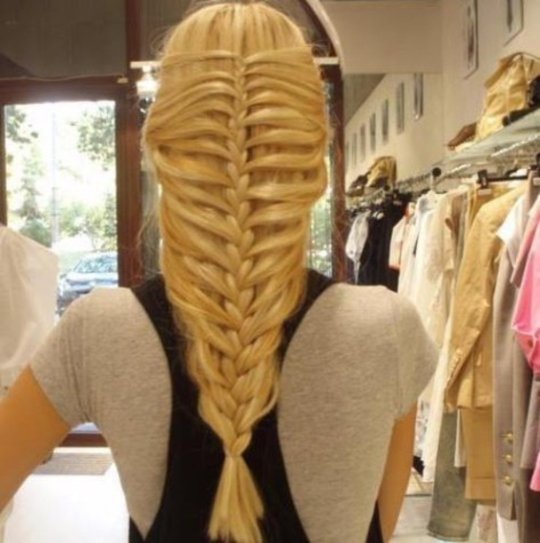 18 Of The Most Stunning Hairstyles Ever Made - picture 2