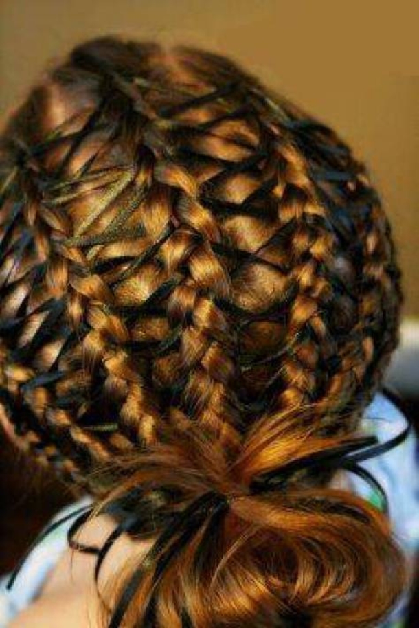 18 Of The Most Stunning Hairstyles Ever Made - picture 8