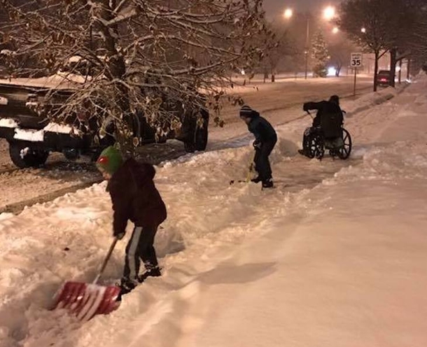 2 Little Boys Hop Out Of Truck And Begin Shoveling - Then Father Sees Man Behind Them - picture 4
