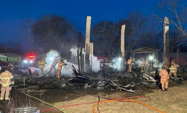 2-Year-Old’s Dire Warning Saves His Family From A Fire Just In the Nick of Time - “Mama, Hot!” - picture 4
