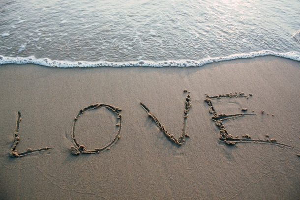 20 Images That Express Emotions Of Love - picture 17
