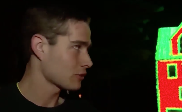 21-Year-Old Man Shocks Neighborhood With A Spine-Chilling Christmas Light Display - picture 2