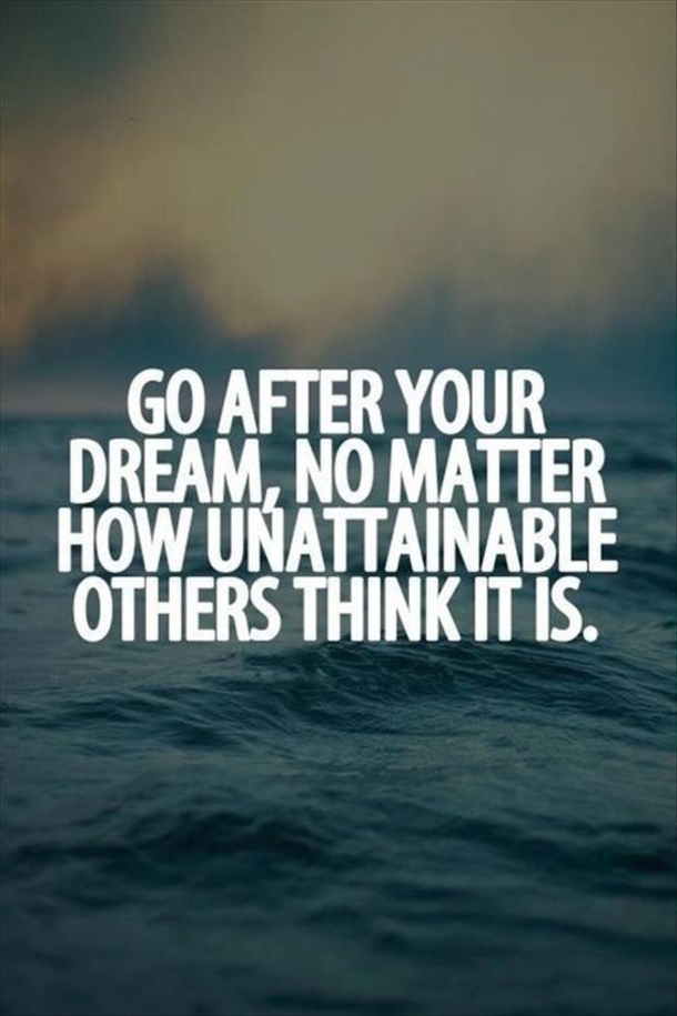 25+ Amazing Quotes About Never Giving Up On Your Dreams - picture 3