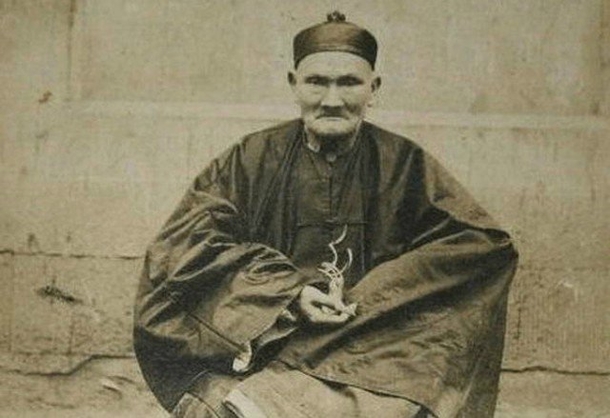 256 Year Old Man Broke His Silence Before Death, The Secret He Revealed? Absolutely Incredible - picture 2
