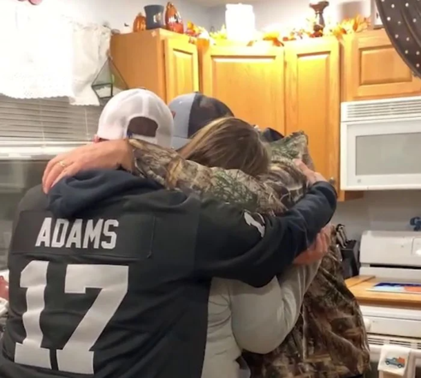 26 years after they stopped this step father from adopting his 3 step kids, they bring him a letter - picture 10