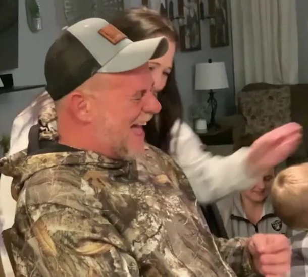 26 years after they stopped this step father from adopting his 3 step kids, they bring him a letter - picture 8
