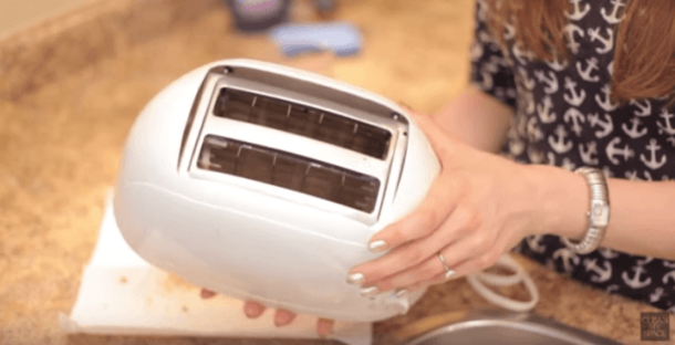 27 Cleaning Hacks & Tricks To Clean The Things That Aren't So Easy To Clean - picture 12