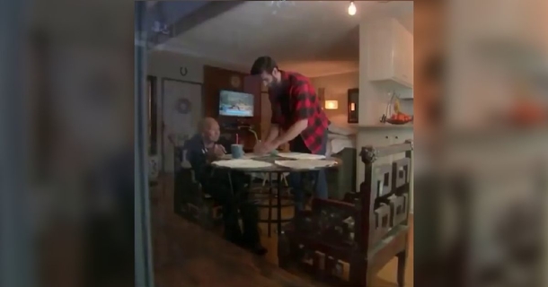 31-year-old invites elderly woman to live with him so she spend her final days alone - picture 2