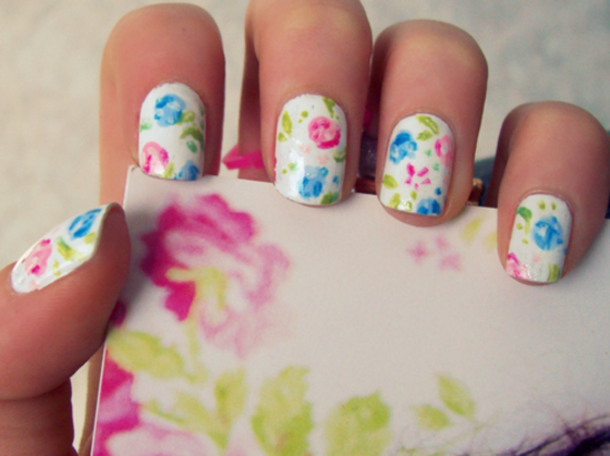 10 Trendy Spring Nail Art Ideas