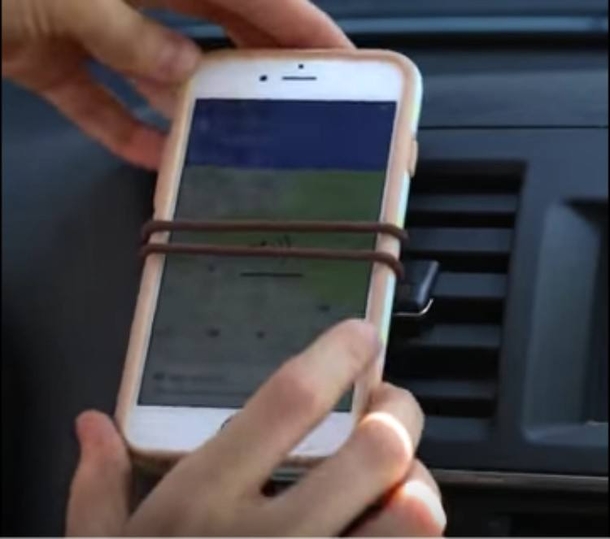 4 Nifty Tricks To Keep Your Car Neat and Tidy (Video) - picture 2