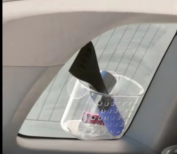 4 Nifty Tricks To Keep Your Car Neat and Tidy (Video) - picture 4
