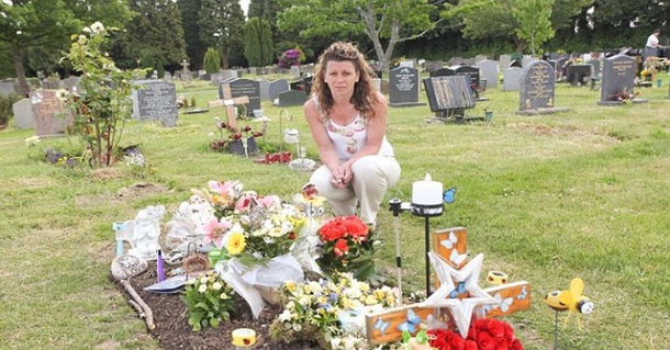 4-Year-Old's Headstone Removed Because A Single Person Complained (Photos) - picture 4