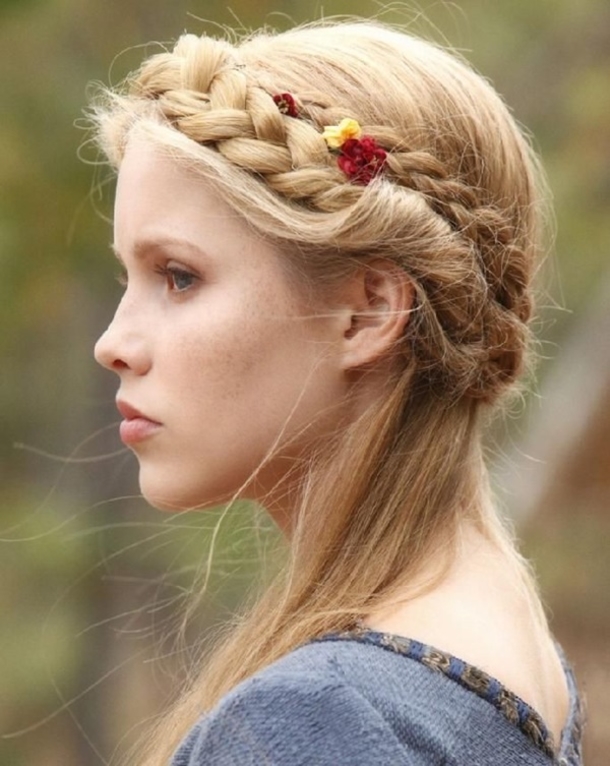 40 Cool & Amazing Hairstyles For Girls - picture 15