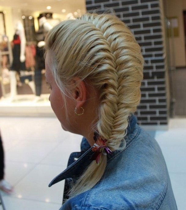 40 Cool & Amazing Hairstyles For Girls - picture 5