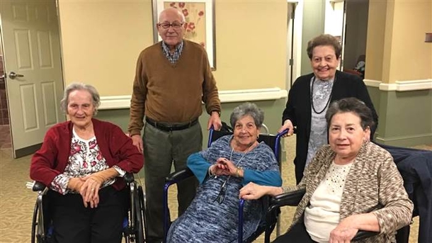5 Siblings Live In The Same Nursing Home To Be Together, They Show Us True Meaning Of Family. - picture 2