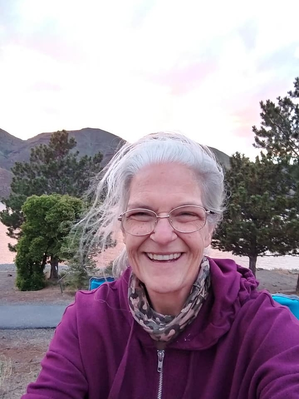 55-year-old Woman filmed rising Tennessee floodwaters on Facebook Live before being swept away - picture 2