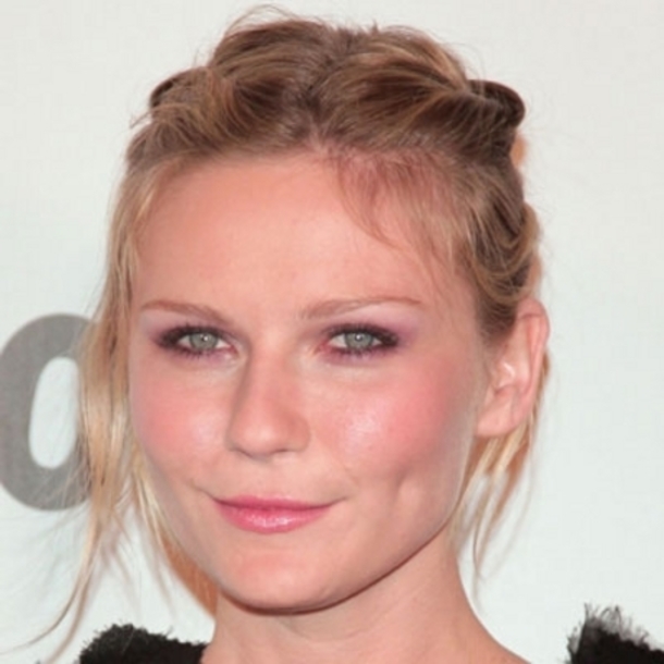 6 Reasons Why People Have Dimples On Their Cheeks - picture 7