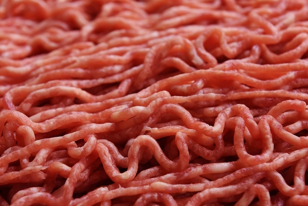 62,000 Pounds Of Raw Beef Has Just Been Recalled Due To Deadly E. Coli Outbreak - picture 3