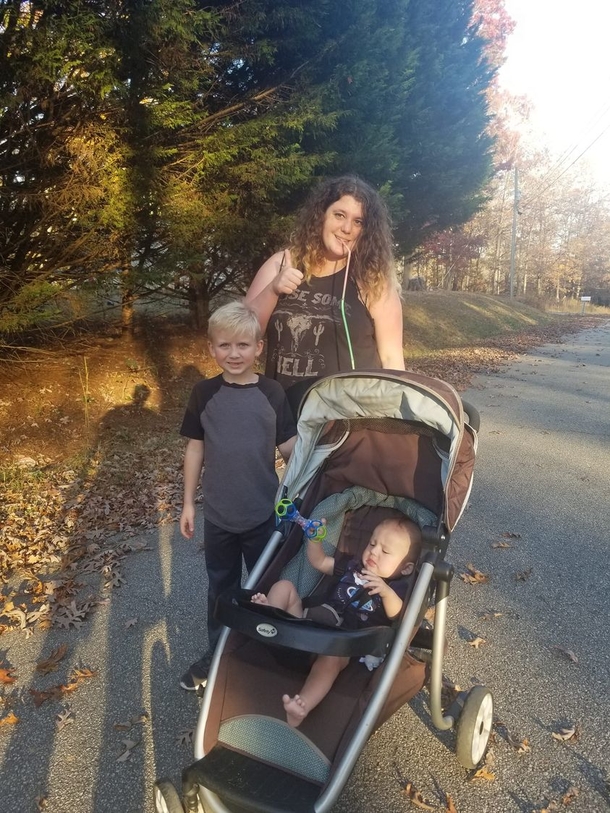 7-year-old boy rescues parents and 7-month-old brother from home fire days before Thanksgiving - picture 2