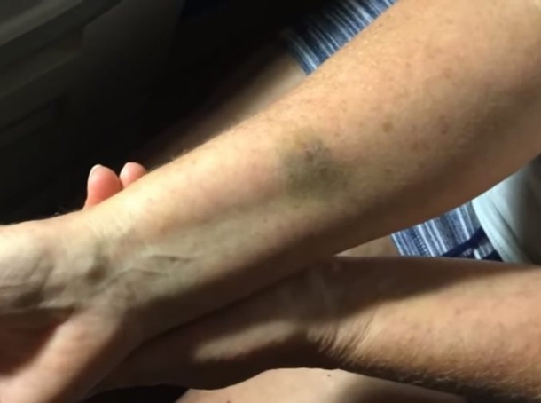71-Year-Old Grandma Thrown Off Plane, Airline’s Reason Has Everyone Angry - picture 4