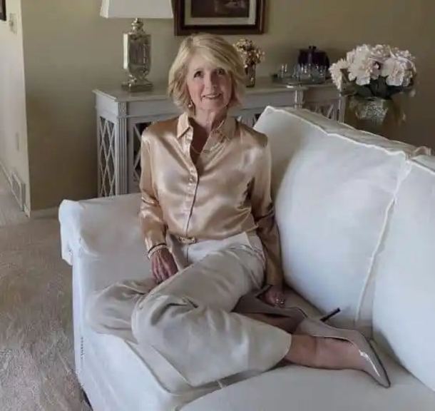 76-Year-Old Fashion Blogger Defies Stereotypes and Gains Popularity on Social Media - picture 9