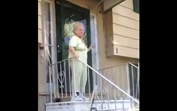 90-Year-Old Looks Like She Needs Help Down The Stairs, Then She Said To Turn On A Classic - picture 2