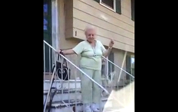 90-Year-Old Looks Like She Needs Help Down The Stairs, Then She Said To Turn On A Classic - picture 3
