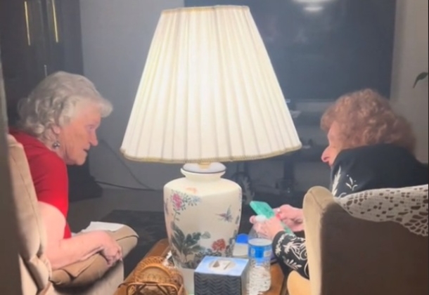 94-Year-Old Woman Goes Across The Country To Say Goodbye To 90-Year-Old Sister - picture 2