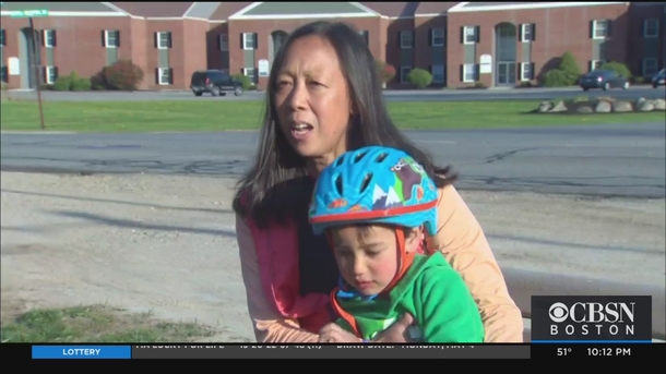A 3-year-old boy saves his elderly neighbor stuck inside the basement for days - picture 3