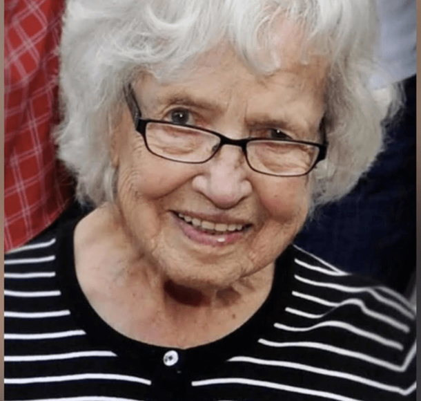 A Great-grandma celebrates her 100th birthday – recalls horse and buggy being her transportation - picture 4