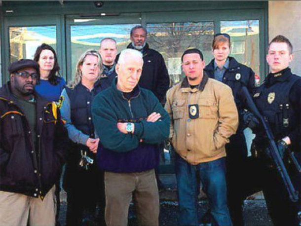 A Hero Cop Who Lived His Life Protecting Animals Was Diagnosed With Terminal Cancer - picture 3