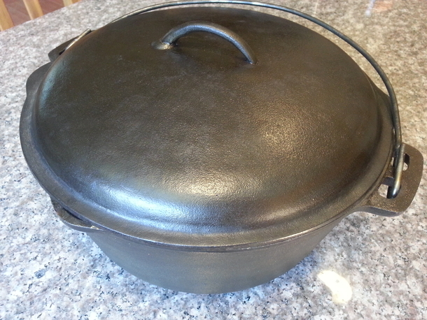 A Rusty Pot Bought For $5, Brings A Much Bigger Surprise For Its New Owner - picture 6