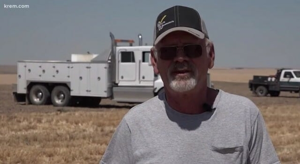 Act Of Kindness: Farmers Come Together To Harvest 1,200 Acre Farm For Neighbor Suffering From Stage 4 Cancer - picture 2