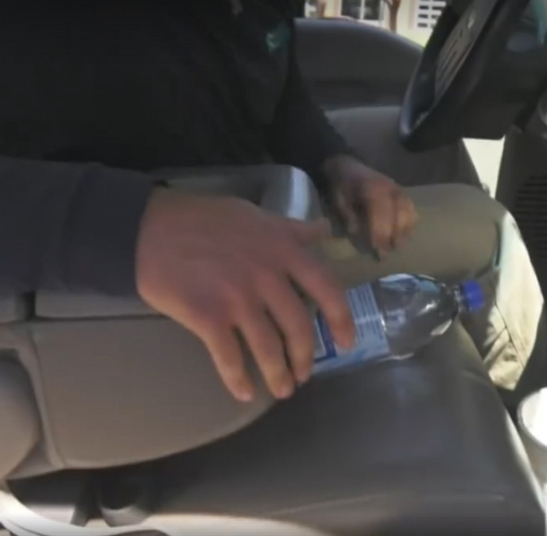 After Escaping A Near Dizaster, Idaho Power Company Explains Why You Shouldn't Leave Plastic Water Bottles In A Hot Car - picture 3