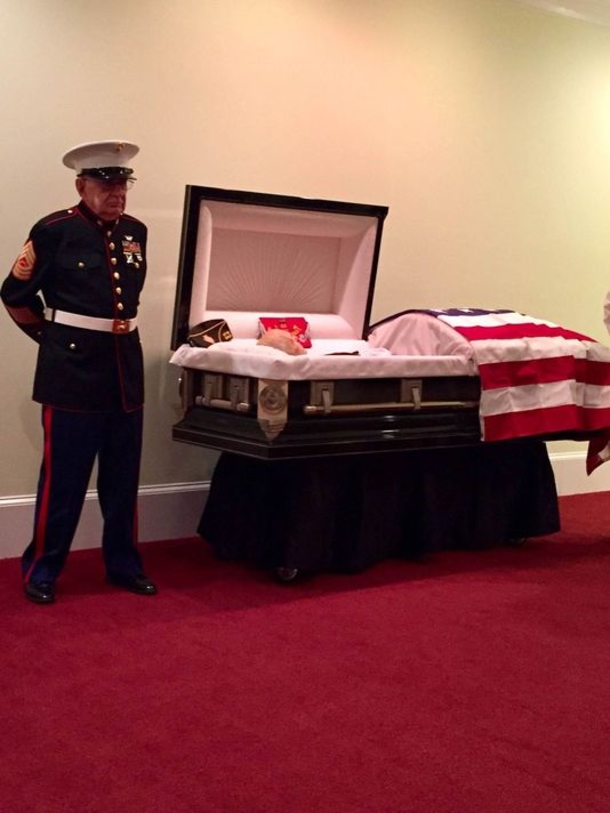 After Marine Dies, His 83-year-old Friend Fulfills Promise He Made Inside Of A Bunker During Vietnam - picture 2