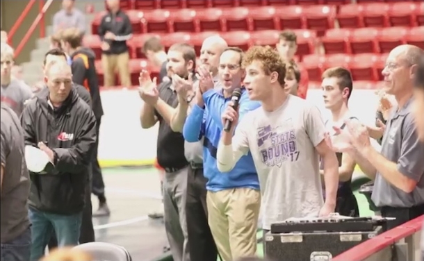 Announcer Makes Last Minute Call For National Anthem Singer - Teen Steps Up With Voice That Makes Eyes Bulge - picture 4