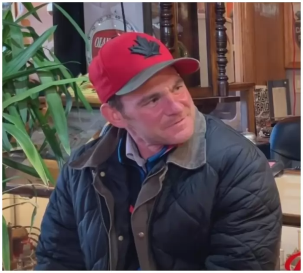 Antique collector finds homeless man to share the profits of his discovery and help change his life - picture 2