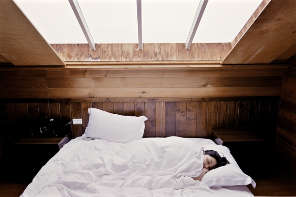Are You Are An Insomniac? Try This Magical Trick And You Will Fall Asleep In One Minute! - picture 3