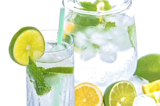 Are you drinking enough water? Here are 10 common signs of dehydration - picture 4