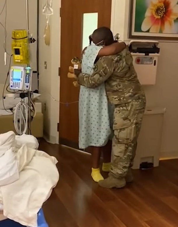 Army Wife Going Into Labor Is Greeted By The Perfect Visitor — Just In Time! - picture 2