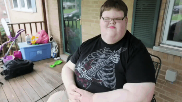 At 715 LBS, He Was Considered The World's Heavest Teen, Watch Your Jaw Drop When You See How He Looks Today - picture 4