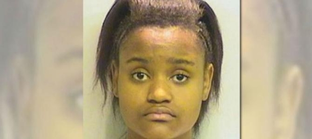 Aunt Creates A Fake Facebook Profile To Check On Her Niece But Ended Up Getting A Big Surprise - picture 2
