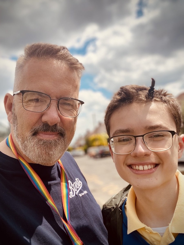 Autistic boy writes “make friends” for his birthday wish, concerned Father pleads to internet for help - picture 4