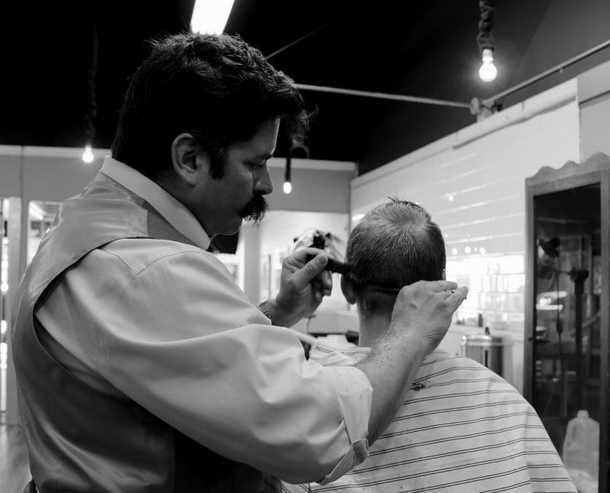 Barber mocks little boy – the kid's response is one you will not believe! - picture 2