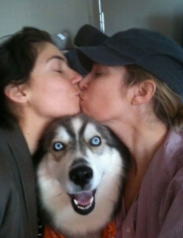 Being The 3rd Wheel Sucks (10 Pictures) - picture 9