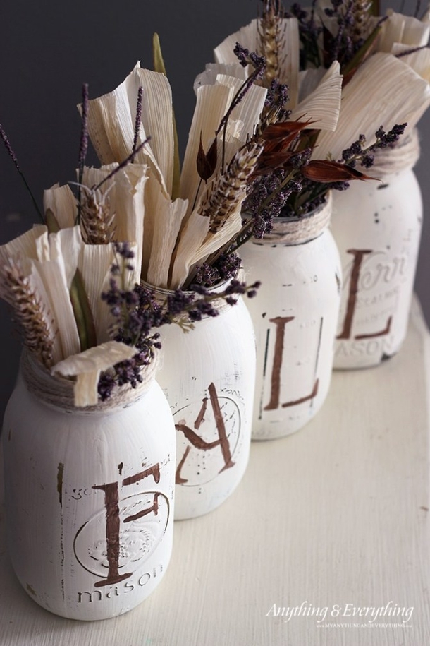 Best Fall Mason Jar Crafts To Try This Year - picture 10