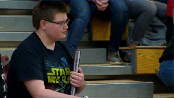 Blind boy wanted a Braille yearbook – years later, he’s blown away by special gift from the whole school - picture 2